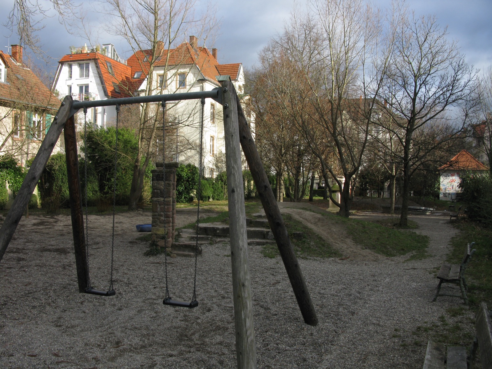Alter Wiehre-Friedhof in Freiburg — parkartiger Erinnerungsort, Hinrichtungsstätte der Revolutionäre von 1849